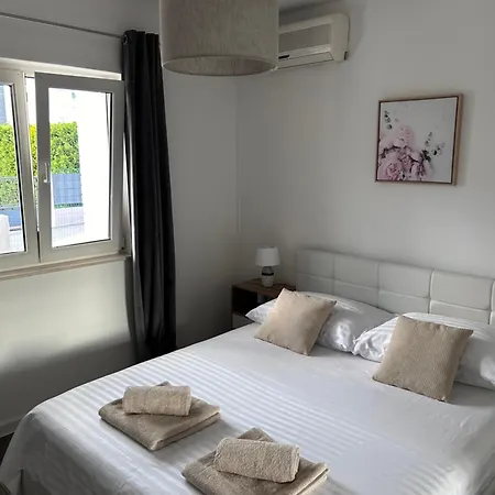Zen Apartment *